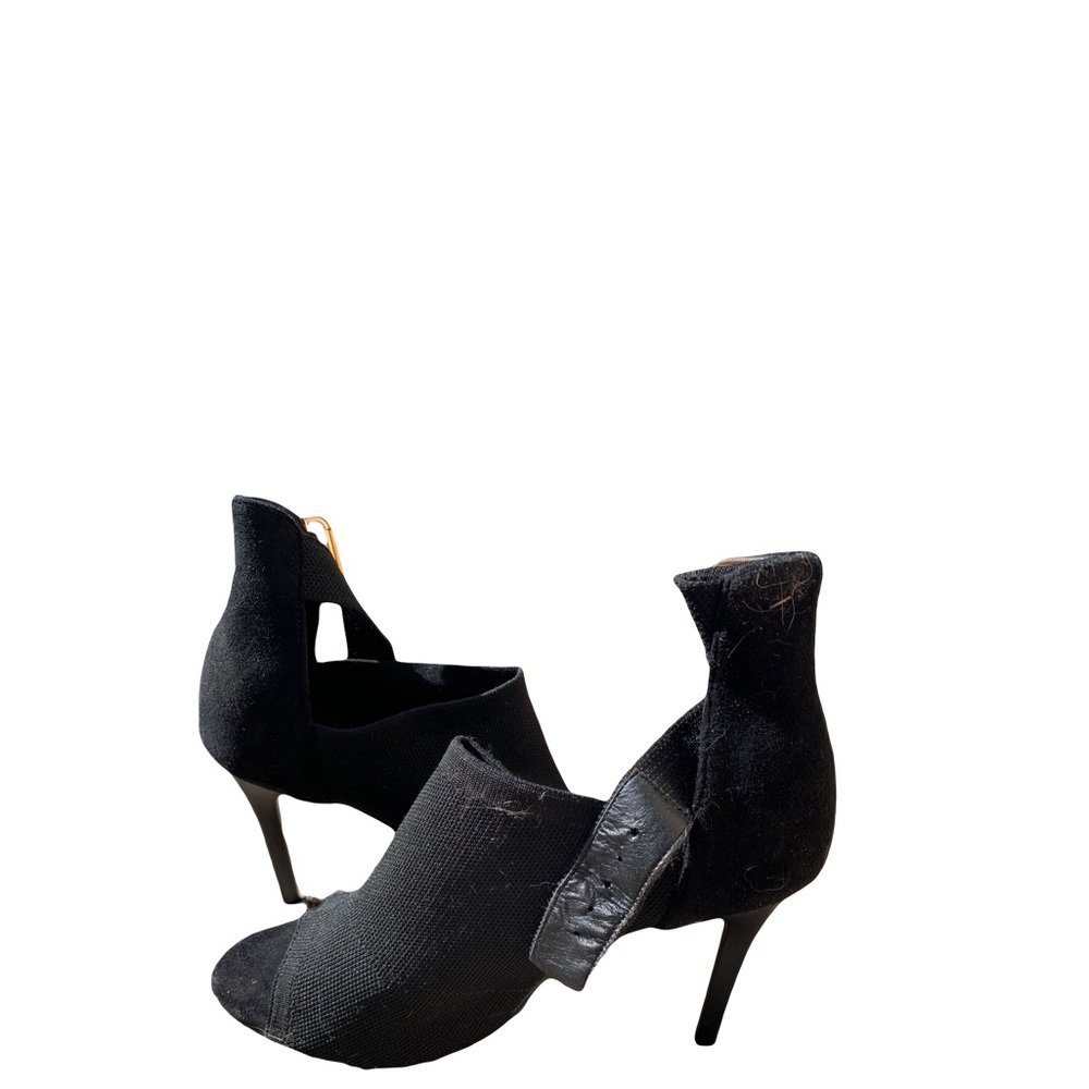 Cuccoo women’s heels ( size 7.5 )